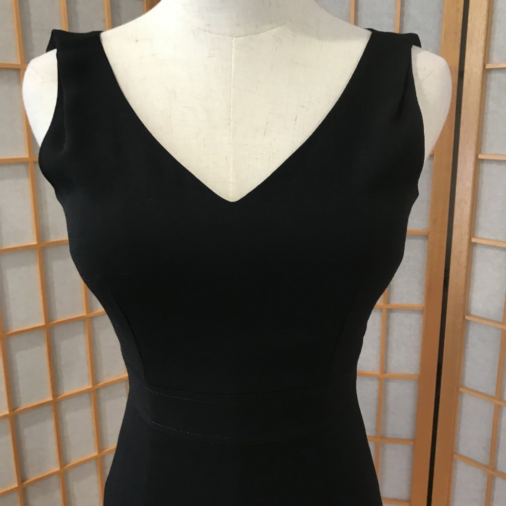 SOLD J.Crew Black Wool Sleeveless Dress Classic - Picture 2 of 7